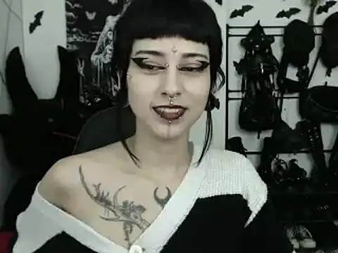 n0sferatus   online show from 04/24/26, 02:58