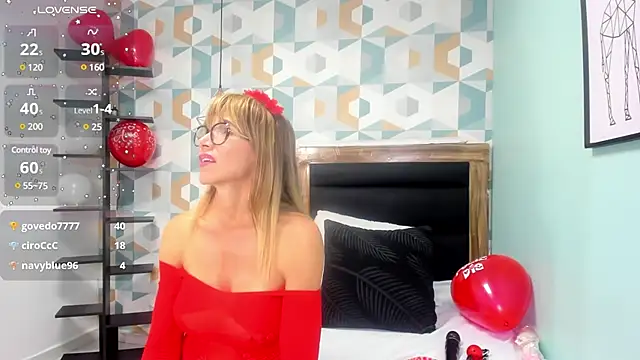 CATIAJONES online show from 02/14/25, 10:04