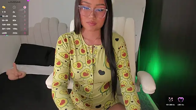 AmberLewis  online show from 12/16/25, 11:10