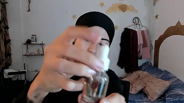 chaymae nah  online show from 09/21/25, 06:09