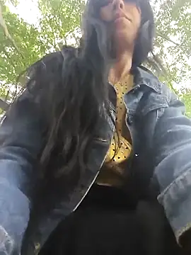 chaymae nah  online show from 04/10/26, 06:45