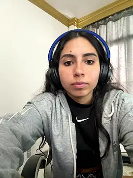 bella-black online show from 01/14/26, 04:34