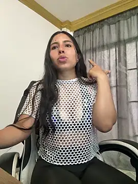 bella-black online show from 05/15/26, 12:34