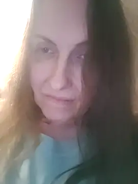 Snapshot of Evelina_cute chatting on 02/14/25, 02:23 Evelina cute online show from 02/14/25, 02:23
