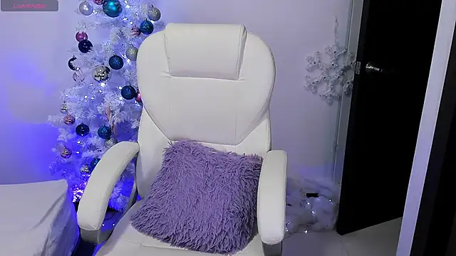 nyna 1 online show from 12/18/24, 11:30