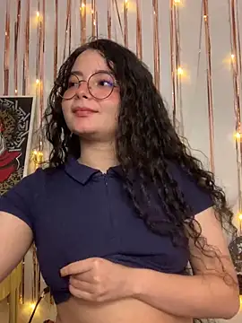 Snapshot of Antoniart_ chatting on 01/24/25, 03:11 Antoniart online show from 01/24/25, 03:11