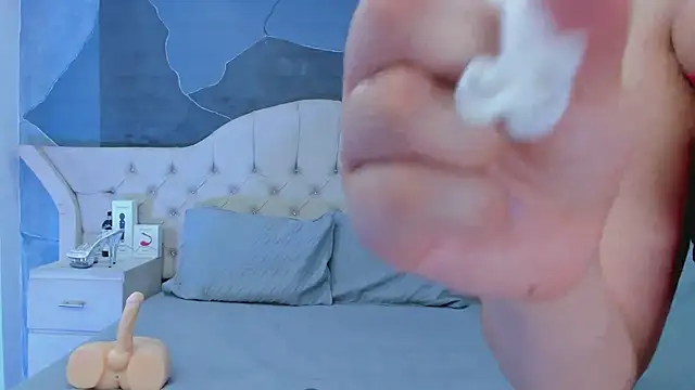 AmberGreyy  online show from 02/08/25, 10:29