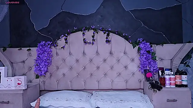AmberGreyy  online show from 05/31/26, 06:09