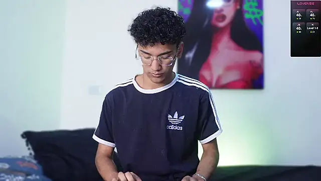 harrytwink18 online show from 01/06/25, 01:30