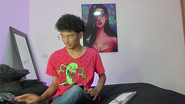 harrytwink18 online show from 01/30/25, 01:42