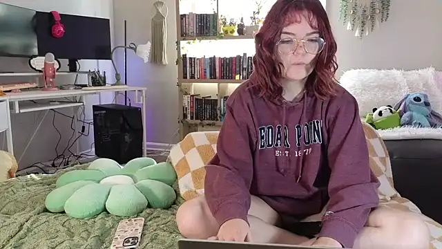 rodeobrii online show from 02/07/25, 06:34