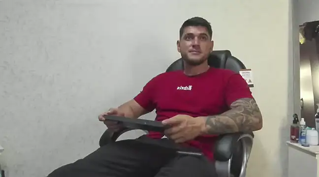 Snapshot of Teilor_Creed chatting on 12/17/24, 11:16 Teilor Creed online show from 12/17/24, 11:16