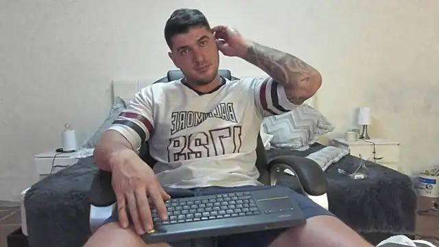 Snapshot of Teilor_Creed chatting on 03/10/25, 11:16 Teilor Creed online show from 03/10/25, 11:16