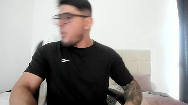 Snapshot of Teilor_Creed chatting on 09/23/25, 07:06 Teilor Creed online show from 09/23/25, 07:06