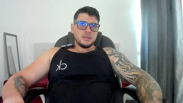 Snapshot of Teilor_Creed chatting on 10/27/25, 07:29 Teilor Creed online show from 10/27/25, 07:29