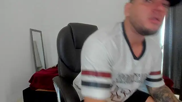 Snapshot of Teilor_Creed chatting on 10/28/25, 07:38 Teilor Creed online show from 10/28/25, 07:38