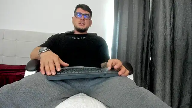 Snapshot of Teilor_Creed chatting on 11/01/25, 02:52 Teilor Creed online show from 11/01/25, 02:52