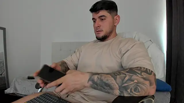 Snapshot of Teilor_Creed chatting on 11/26/25, 07:37 Teilor Creed online show from 11/26/25, 07:37