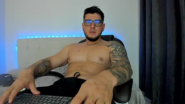 Snapshot of Teilor_Creed chatting on 02/03/26, 03:04 Teilor Creed online show from 02/03/26, 03:04