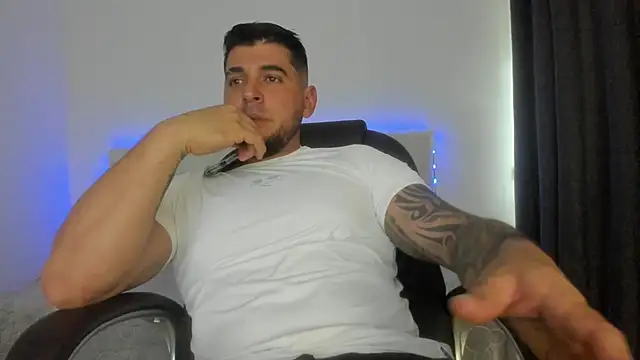 Snapshot of Teilor_Creed chatting on 02/06/26, 09:51 Teilor Creed online show from 02/06/26, 09:51