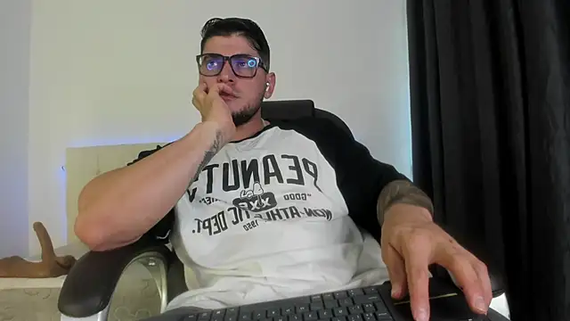 Snapshot of Teilor_Creed chatting on 02/09/26, 07:29 Teilor Creed online show from 02/09/26, 07:29