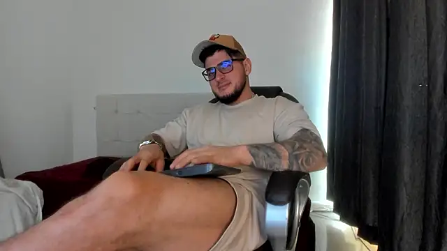 Snapshot of Teilor_Creed chatting on 02/26/26, 07:35 Teilor Creed online show from 02/26/26, 07:35