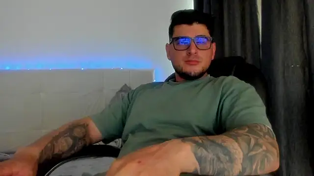 Snapshot of Teilor_Creed chatting on 03/08/26, 07:17 Teilor Creed online show from 03/08/26, 07:17