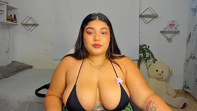 Snapshot of missjoyxx chatting on 12/06/24, 02:35 missjoyxx online show from 12/06/24, 02:35