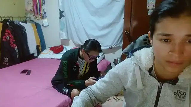 clayre and jill online show from 10/15/25, 04:45