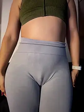 alessandra-a online show from 04/02/26, 02:09