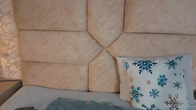 amatista  smith online show from 12/17/25, 09:21