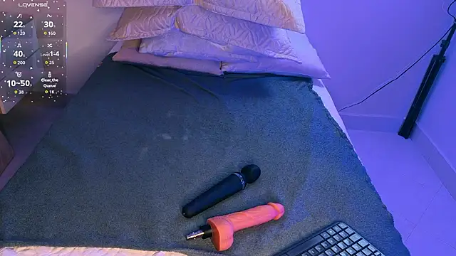 amatista  smith online show from 02/05/26, 08:02