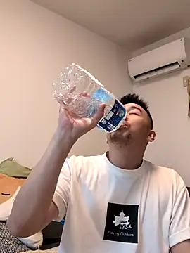 KOUHEY2023 online show from 02/01/25, 01:41