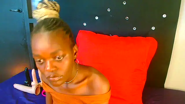 VANESAAMBER23 online show from 09/17/25, 11:12