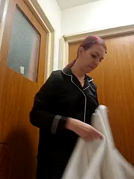 Evadesirex46 online show from 02/19/26, 11:39