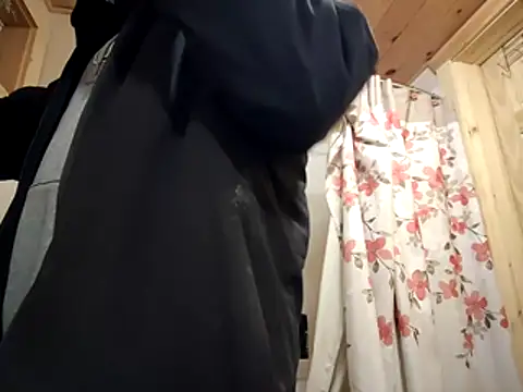 Lilsmokeshow017 online show from 04/21/26, 10:32