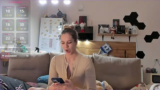 Girl alone home online show from 01/15/26, 04:22