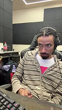 hotcamboy420 online show from 01/07/26, 04:26