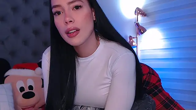 Snapshot of KathaLove chatting on 12/31/24, 04:38 KathaLove online show from 12/31/24, 04:38