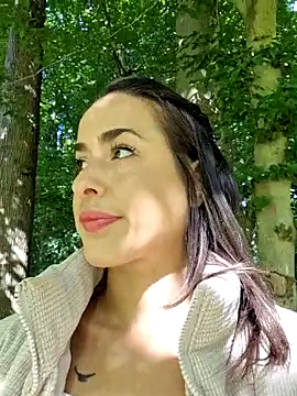 Snapshot of LydiaMaus96 chatting on 09/12/25, 12:16 LydiaMaus96 online show from 09/12/25, 12:16