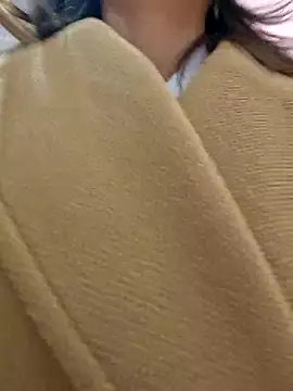 Snapshot of LydiaMaus96 chatting on 12/18/25, 03:40 LydiaMaus96 online show from 12/18/25, 03:40