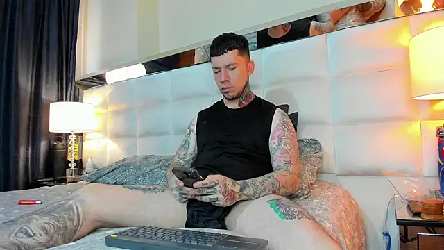 Adam tatto online show from 09/19/25, 04:07
