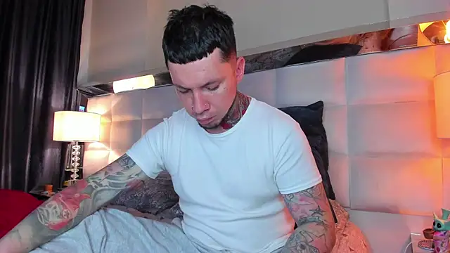 Adam tatto online show from 10/15/25, 02:33
