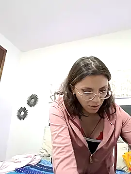 Snapshot of karlamorris_ chatting on 01/18/25, 06:53 karlamorris online show from 01/18/25, 06:53