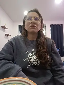 karlamorris  online show from 10/22/25, 01:33