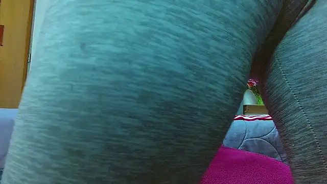 karlamorris  online show from 01/05/26, 05:27