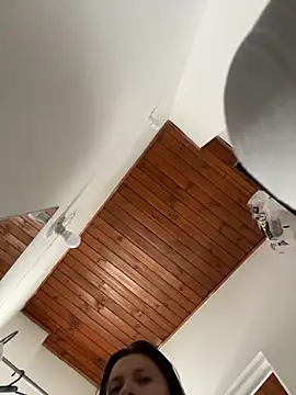 karlamorris  online show from 03/31/26, 12:16