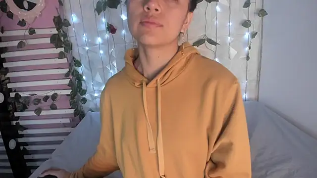 Sophy SmileSweet online show from 01/04/25, 11:43