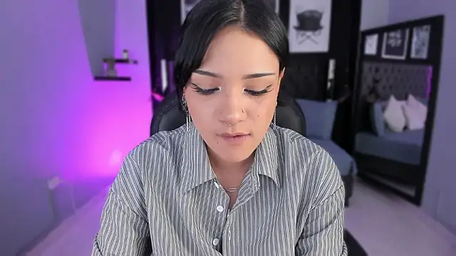 renee shelby  online show from 03/18/26, 09:18