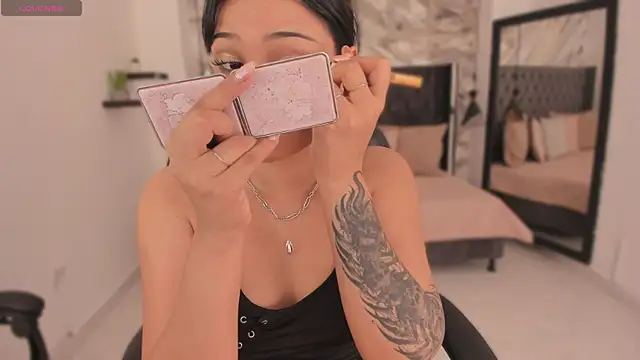 renee shelby  online show from 04/10/26, 08:35